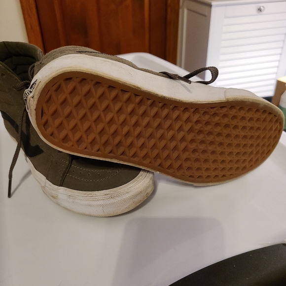 Vans hi-tops - Picture 2 of 4